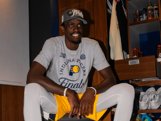 半岛体育入口-西亚卡姆回归赛场，惊险取胜首场状态亮眼，塞尔维亚队观众沸腾！-半岛体育入口