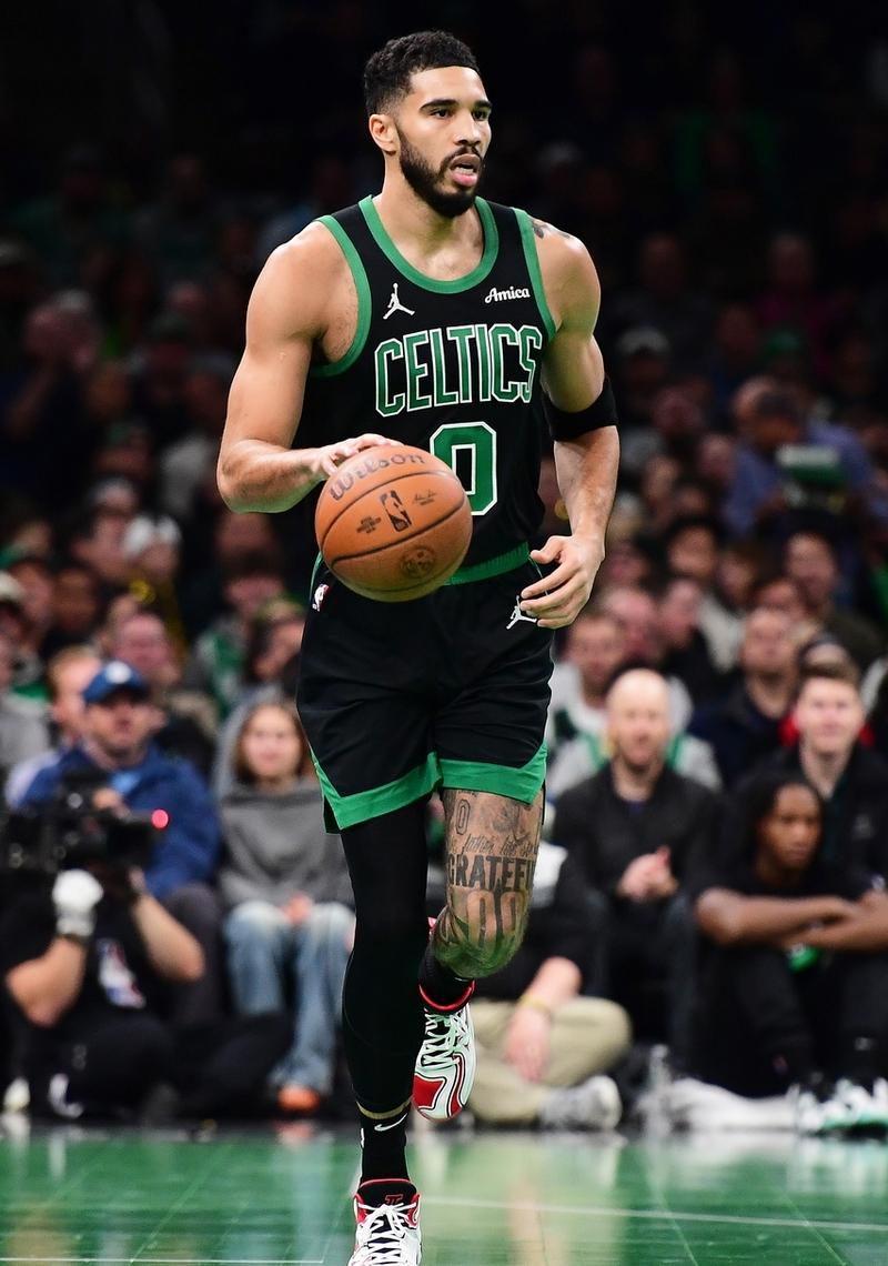 半岛体育app下载-塔图姆在加拿大队比赛中逆转，势不可挡引发热议！-半岛体育app下载